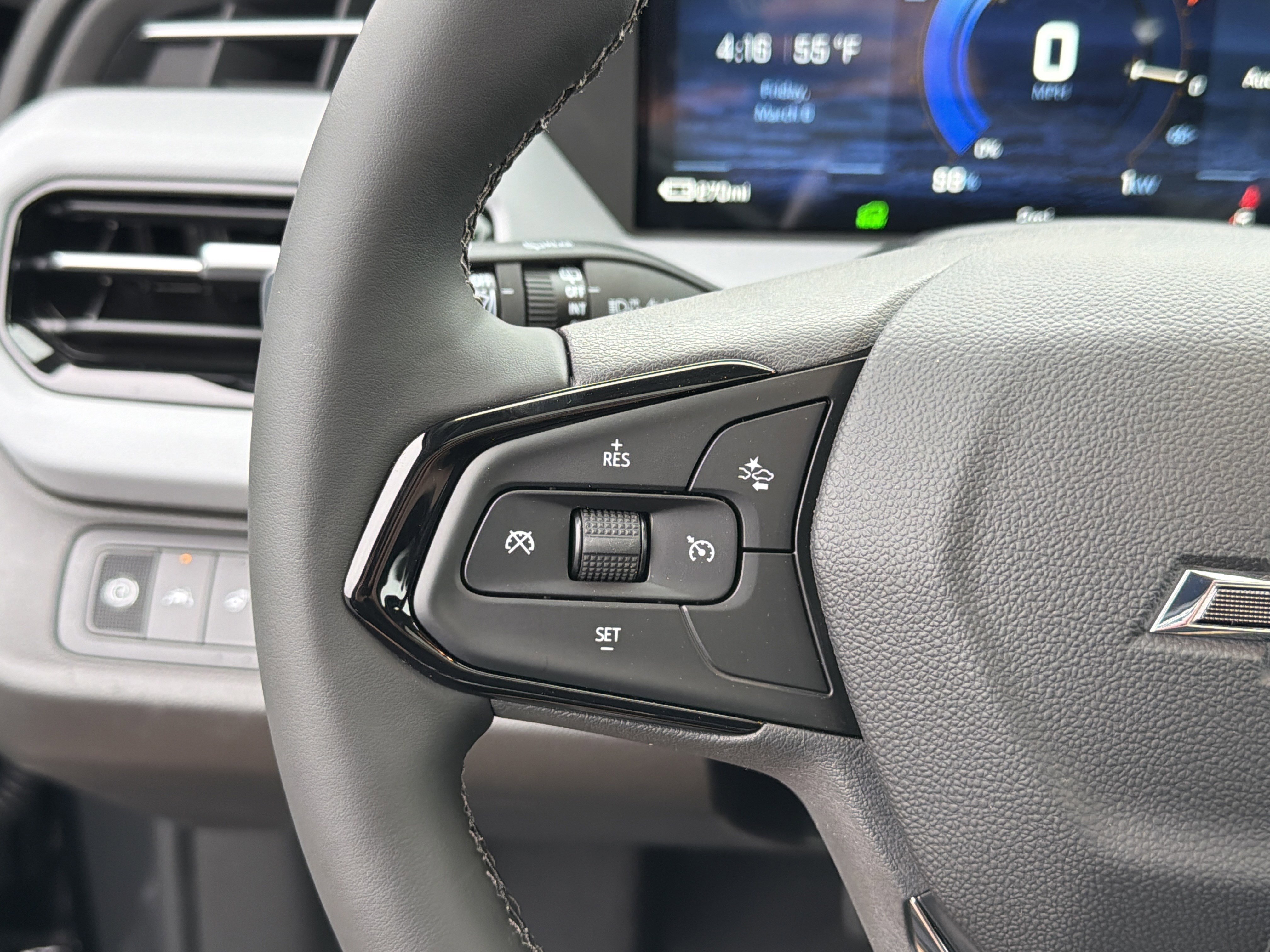 New 2027 Chevrolet Bolt RS w/ Technology Package FWD image 17