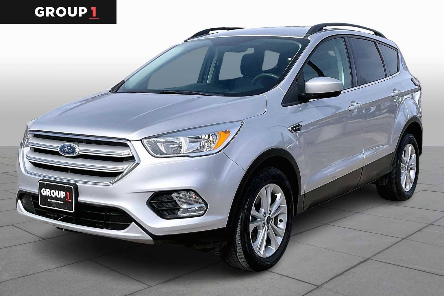 Used 2018 Ford Escape SE w/ SE Sync 3 Package image 1