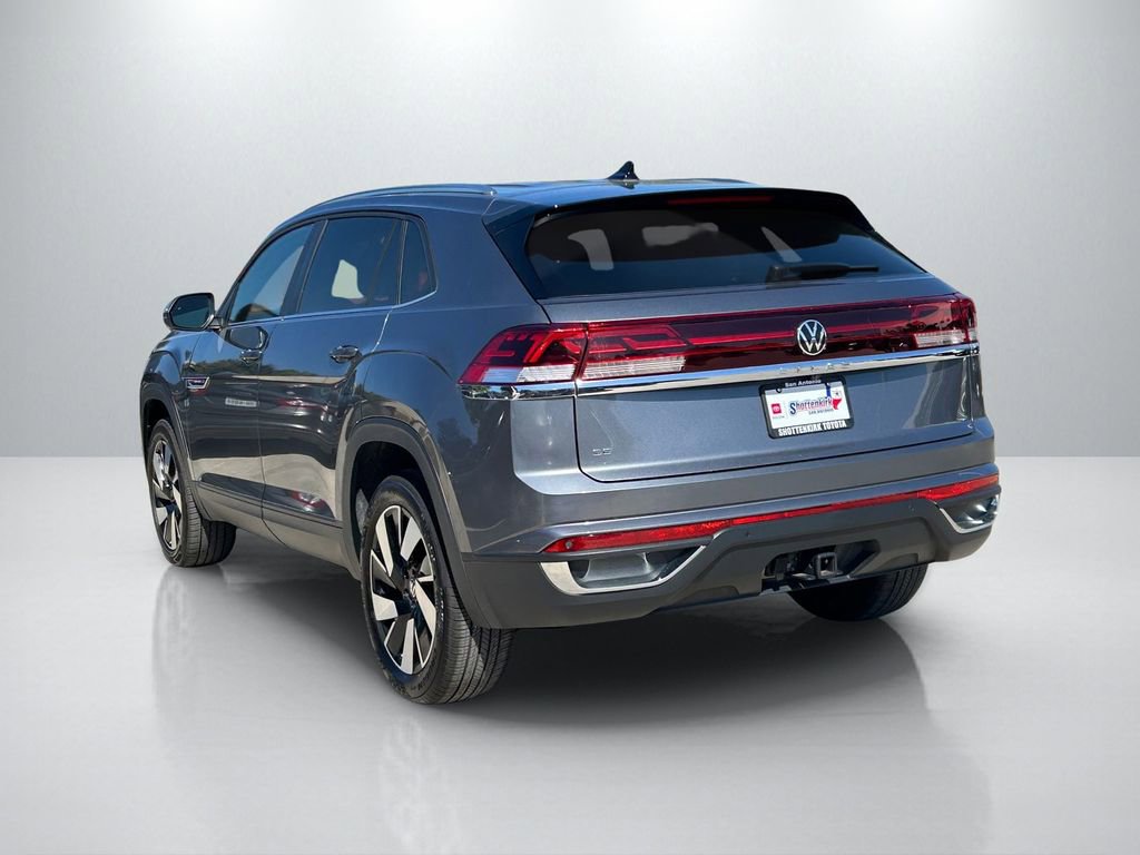 Used 2025 Volkswagen Atlas Cross Sport SE image 7