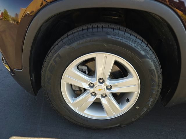 Used 2021 Chevrolet Trax LT w/ LT Convenience Package FWD image 17