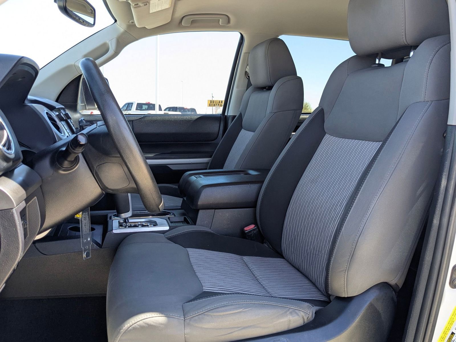 Used 2015 Toyota Tundra SR5 w/ SR5 Upgrade Package image 10