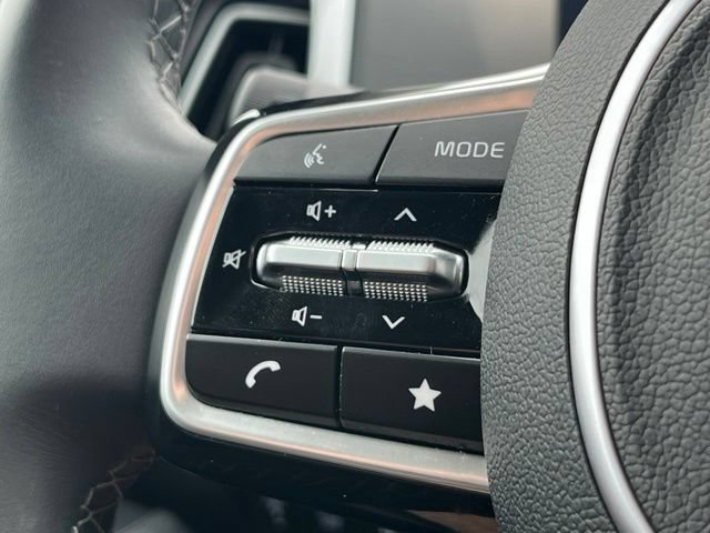 Certified 2025 Kia Sorento EX FWD image 34