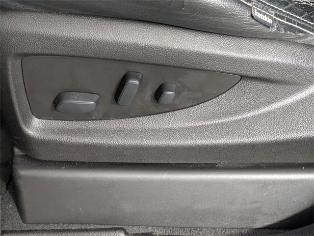 Used 2019 Chevrolet Suburban Premier w/ Premier Plus Edition image 15