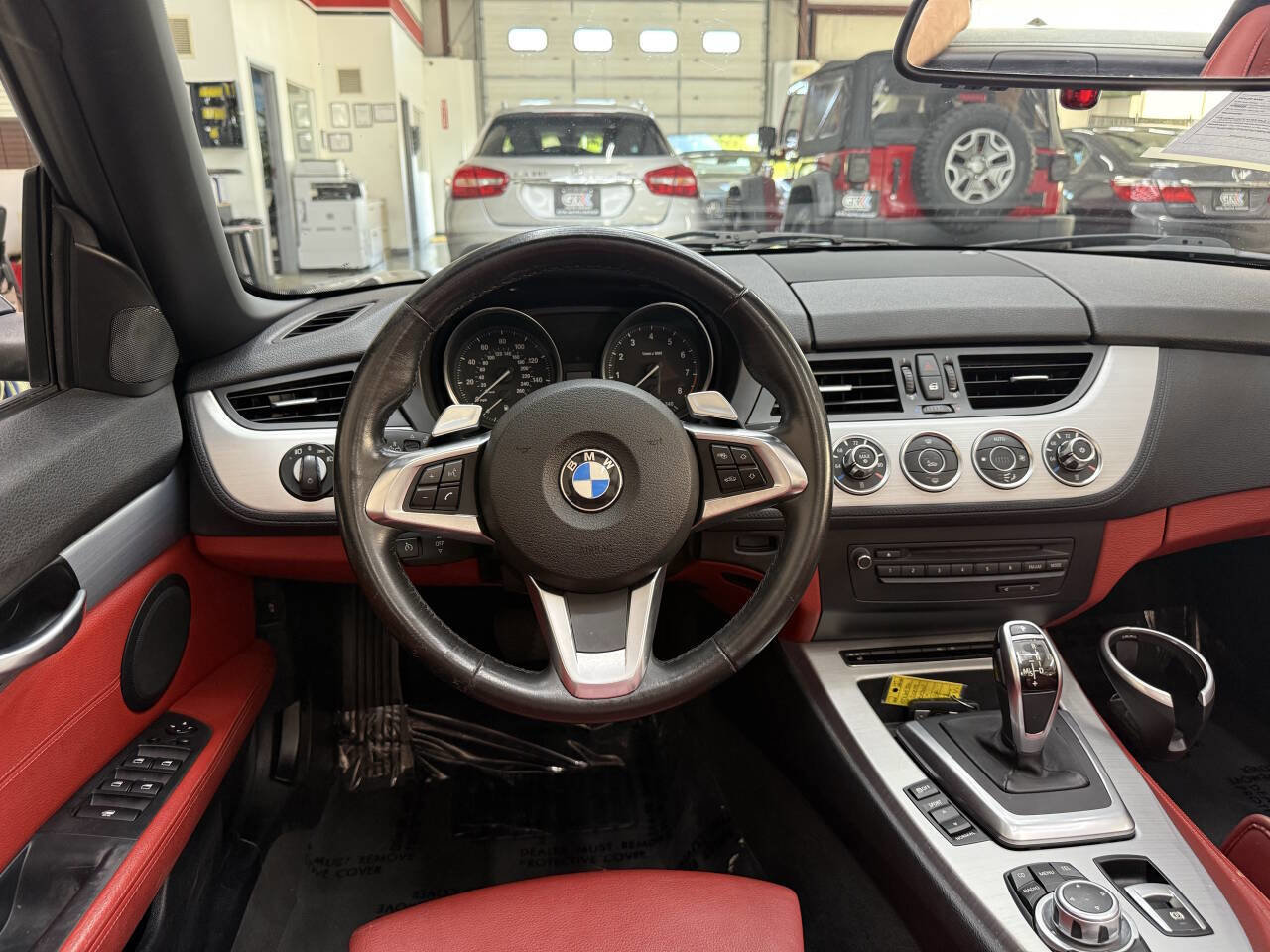Used 2009 BMW Z4 sDrive35i RWD image 16