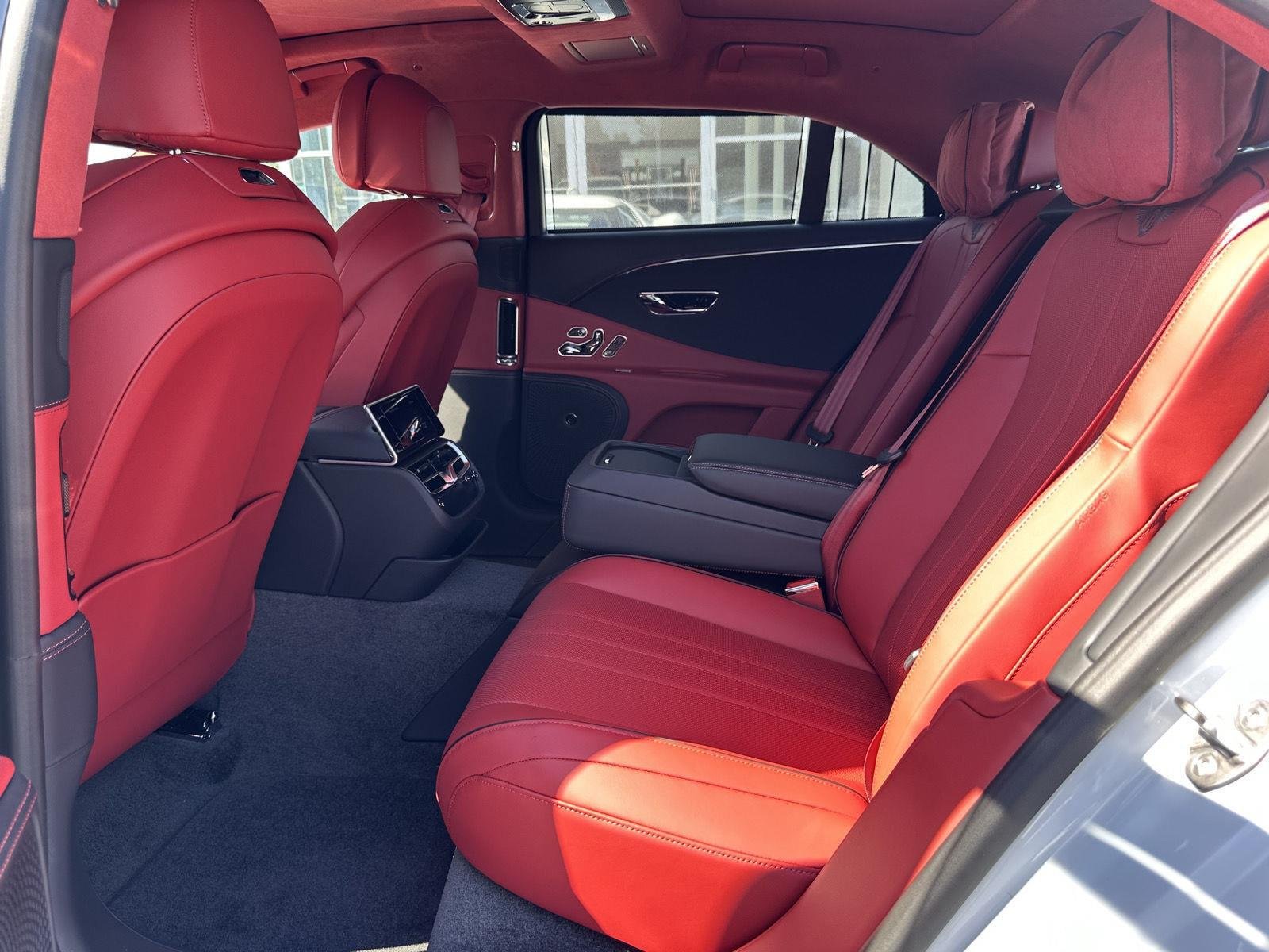 New 2026 Bentley Flying Spur Plug-In Hybrid AWD/4WD image 25