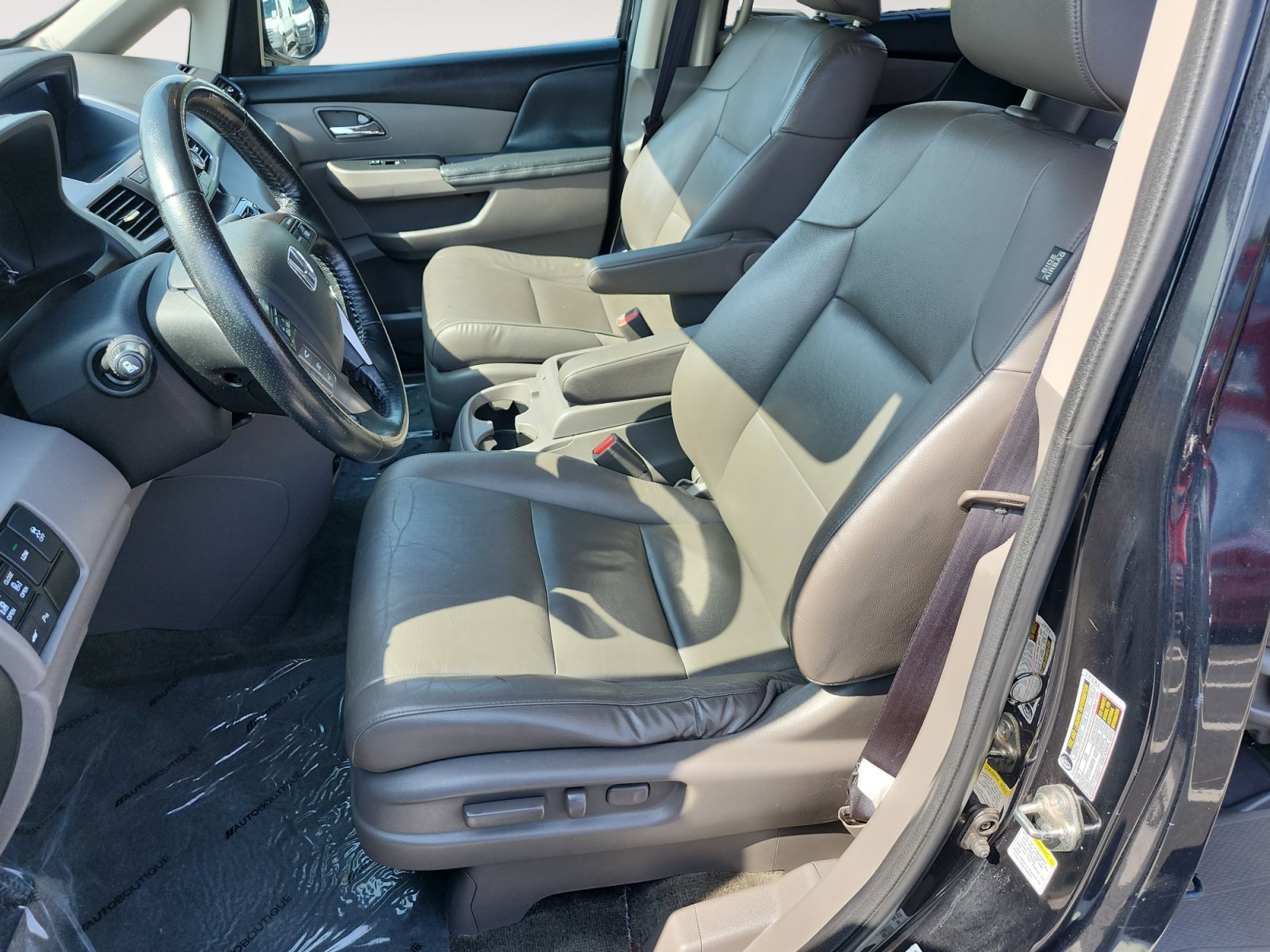 Used 2016 Honda Odyssey Touring image 9