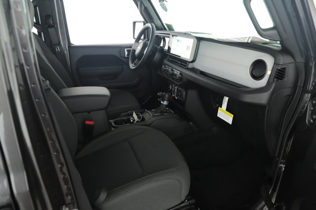 New 2025 Jeep Gladiator Sport image 13
