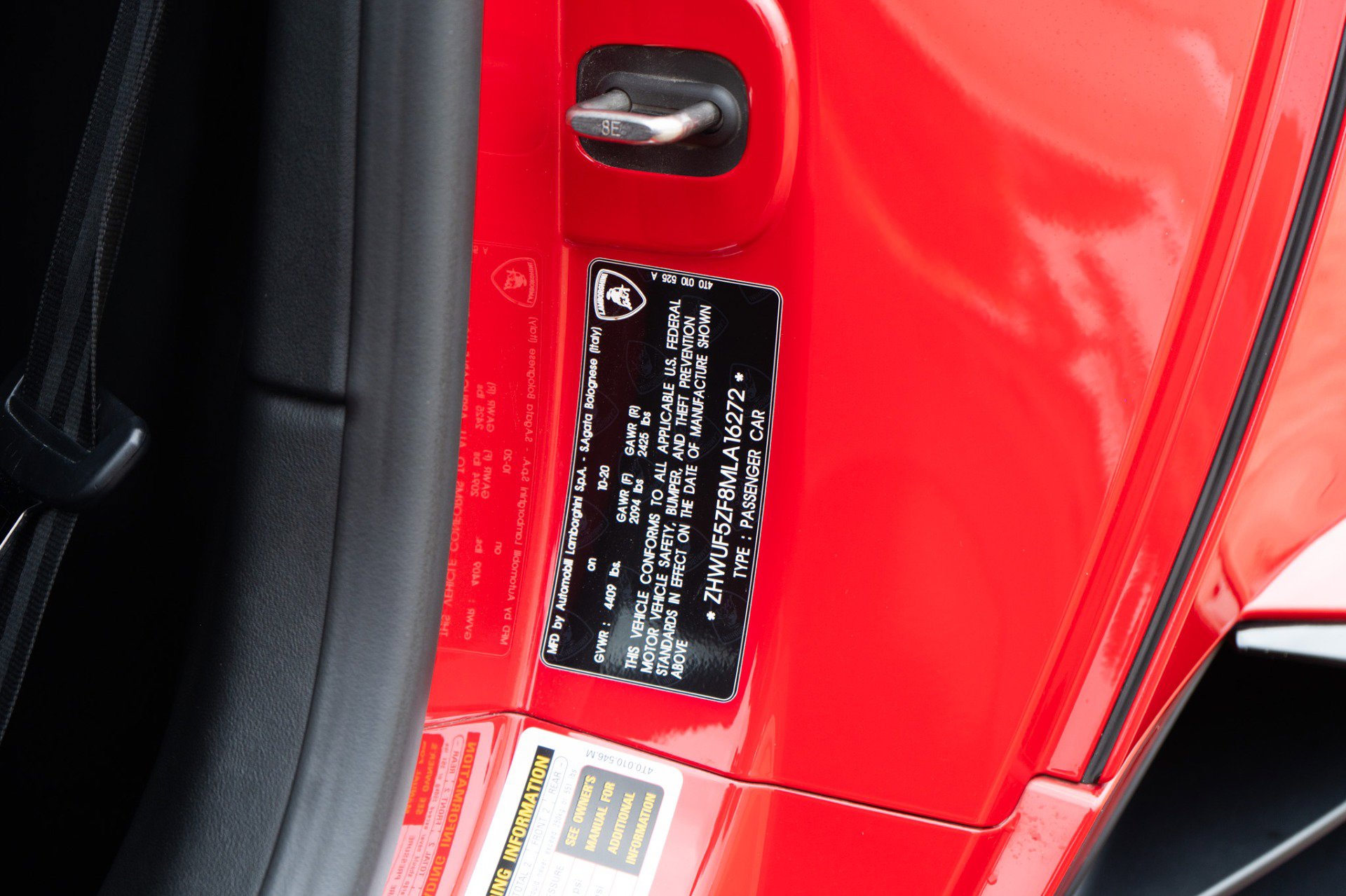 Used 2021 Lamborghini Huracan EVO RWD image 34