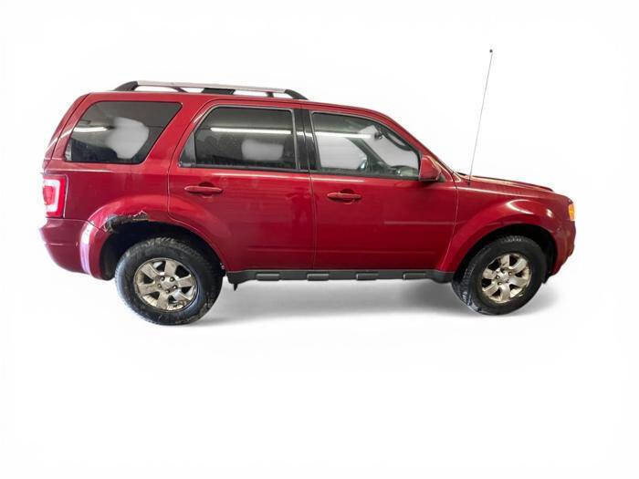 Used 2011 Ford Escape Limited image 7