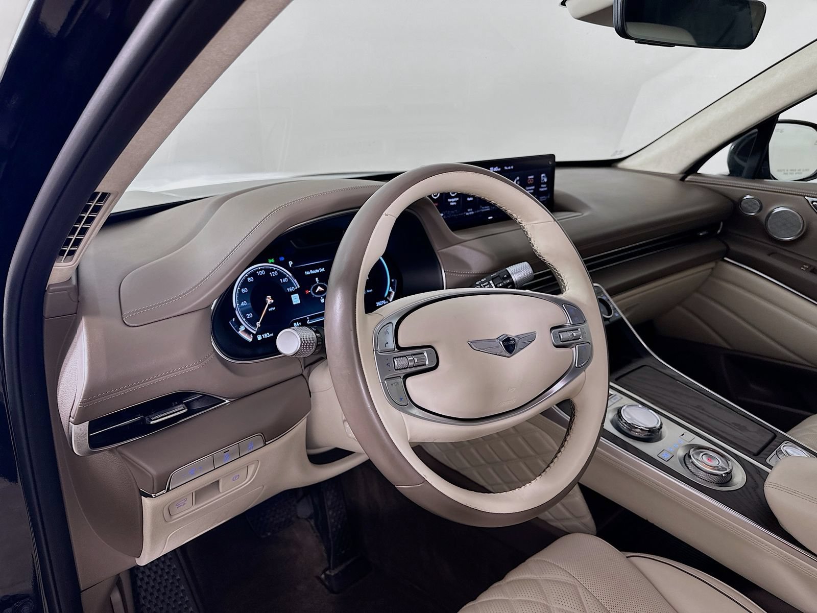 Used 2024 Genesis GV80 3.5T w/ Prestige Package AWD/4WD image 32