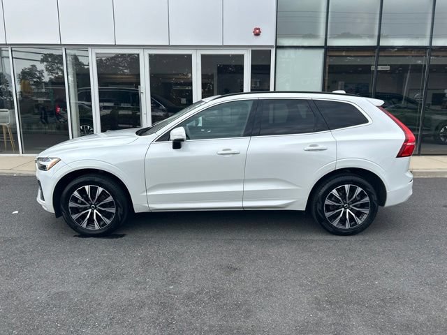 Certified 2023 Volvo XC60 B5 Core AWD/4WD image 2
