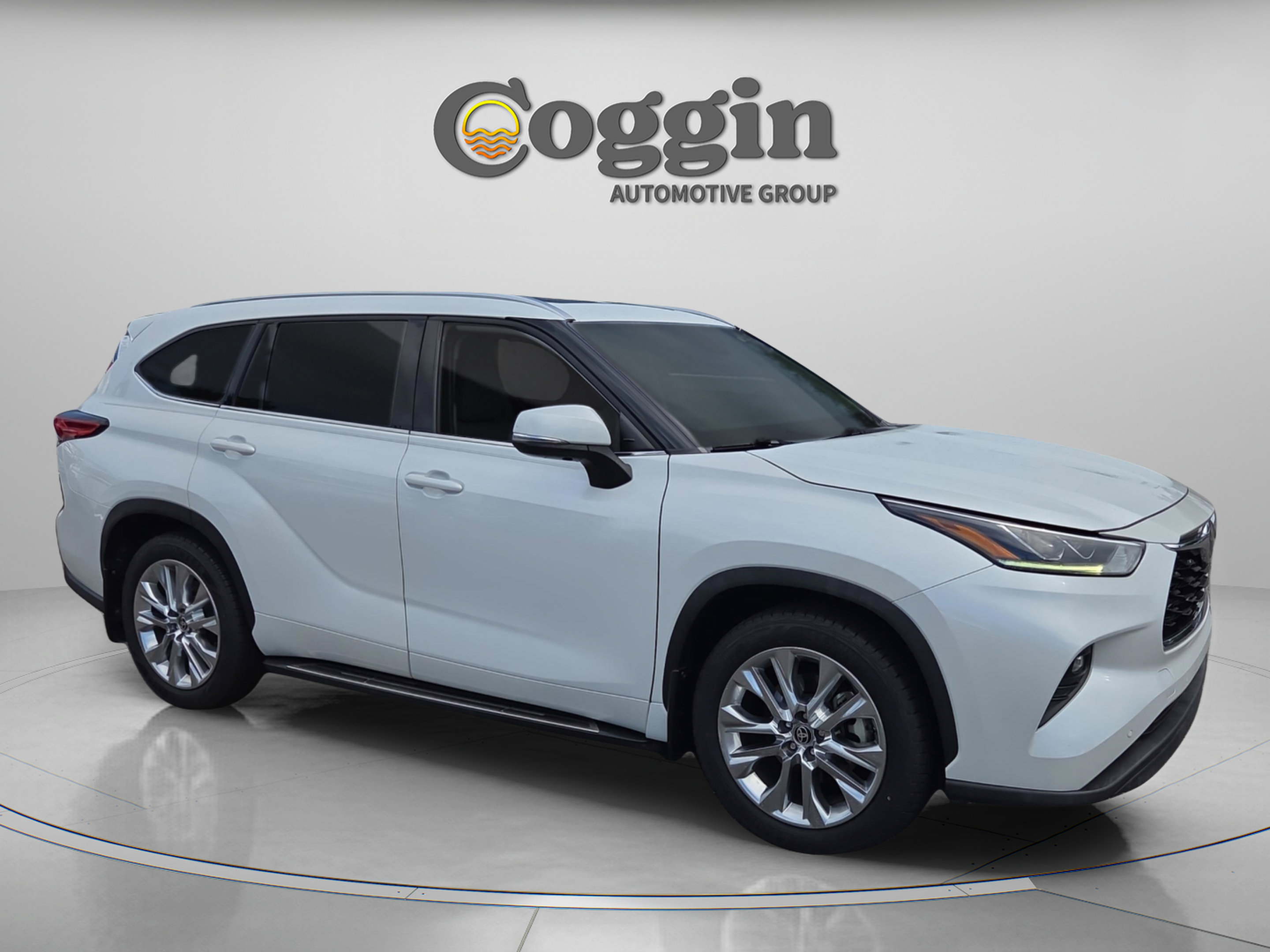 Used 2023 Toyota Highlander Limited AWD/4WD image 7