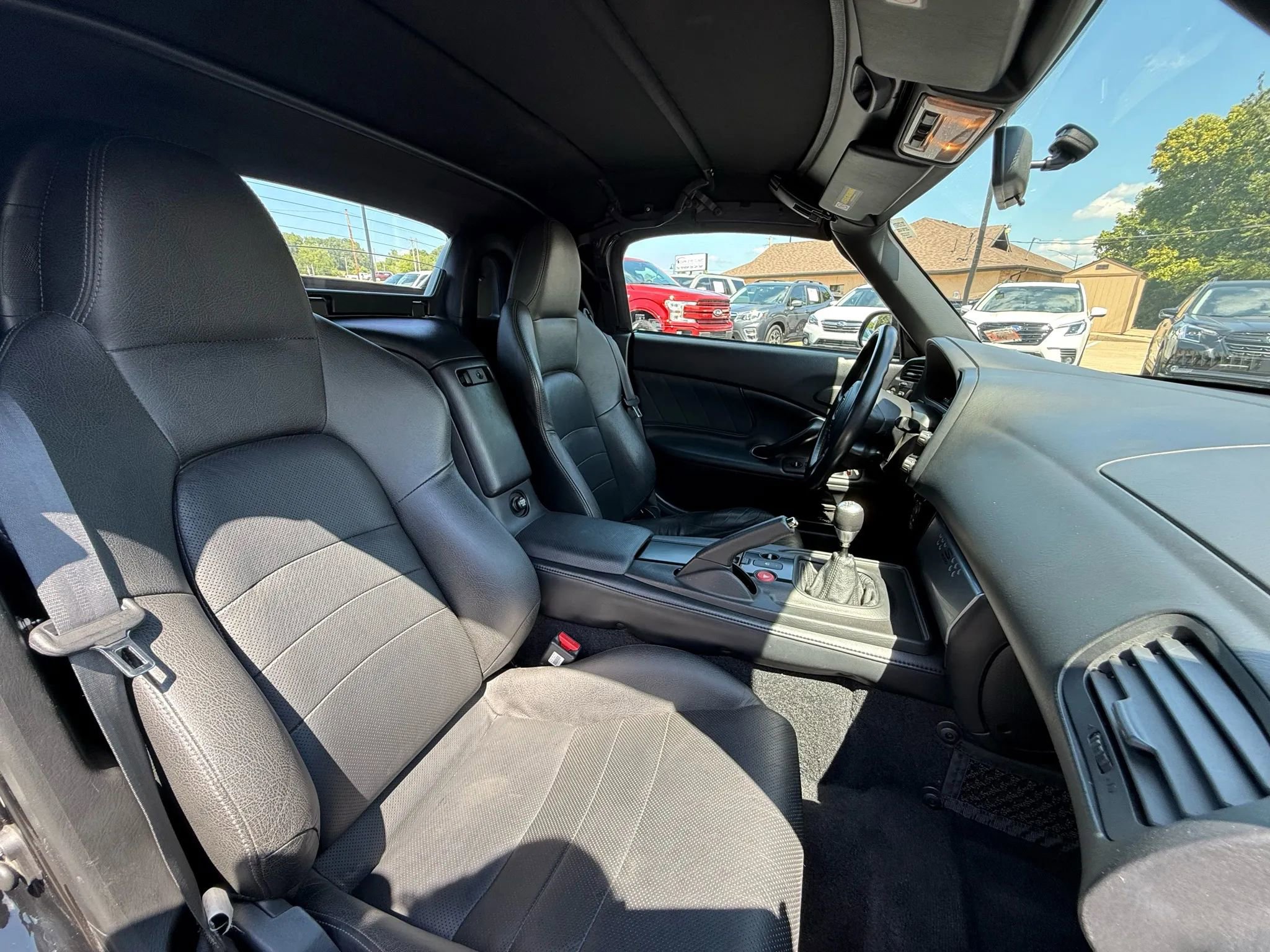 Used 2006 Honda S2000 image 25