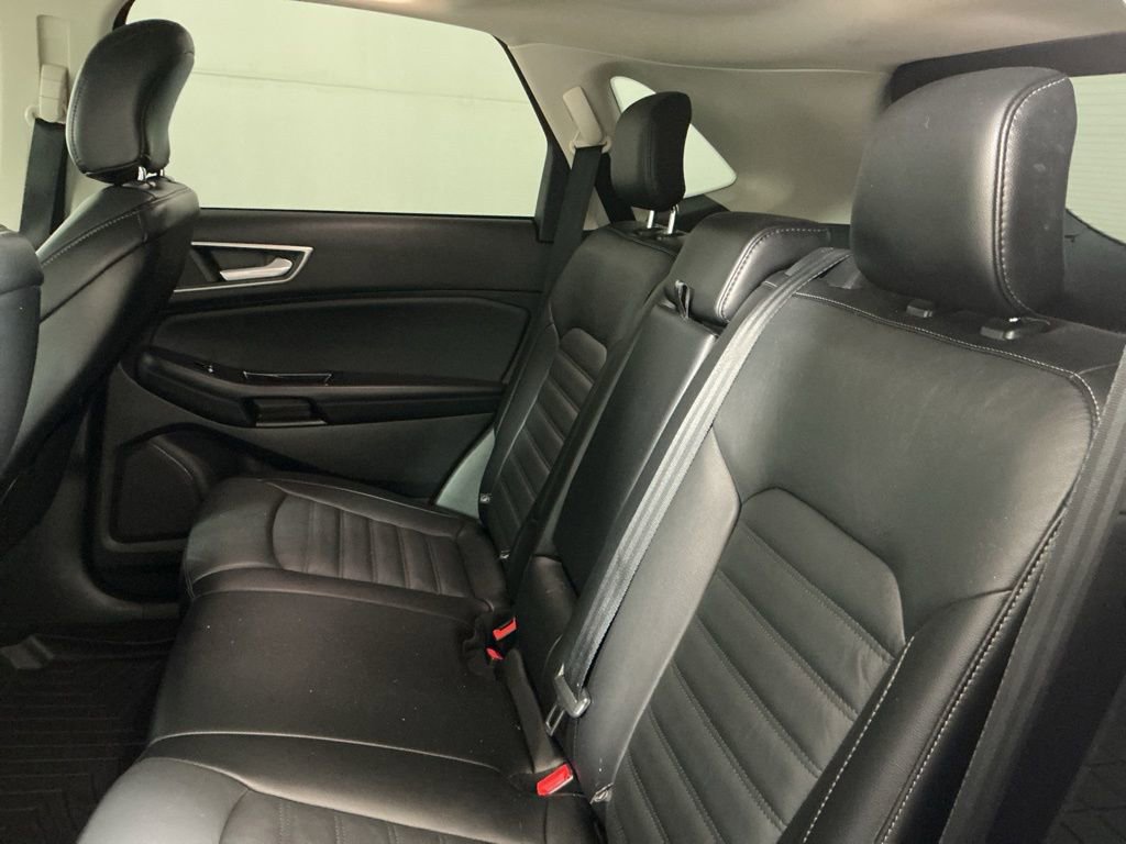 Used 2018 Ford Edge SEL w/ Equipment Group 201A image 27