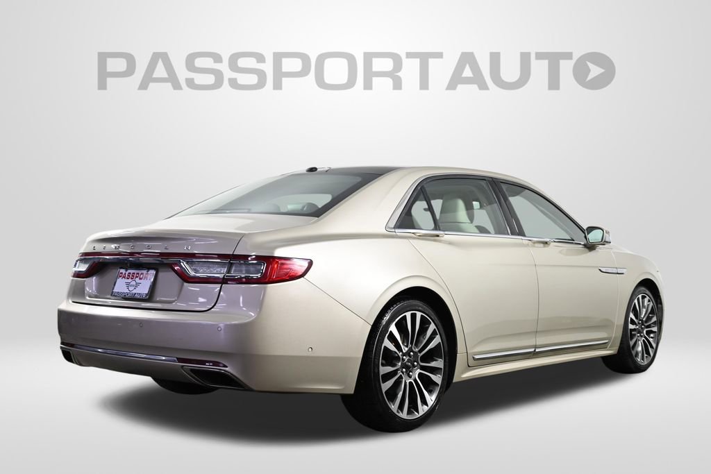 Used 2017 Lincoln Continental Reserve w/ Technology Package FWD image 9