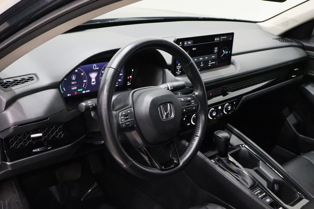 Used 2023 Honda Accord EX-L image 7