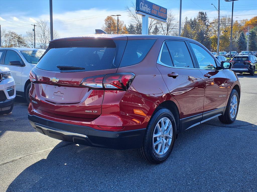 Used 2024 Chevrolet Equinox LT AWD/4WD image 4
