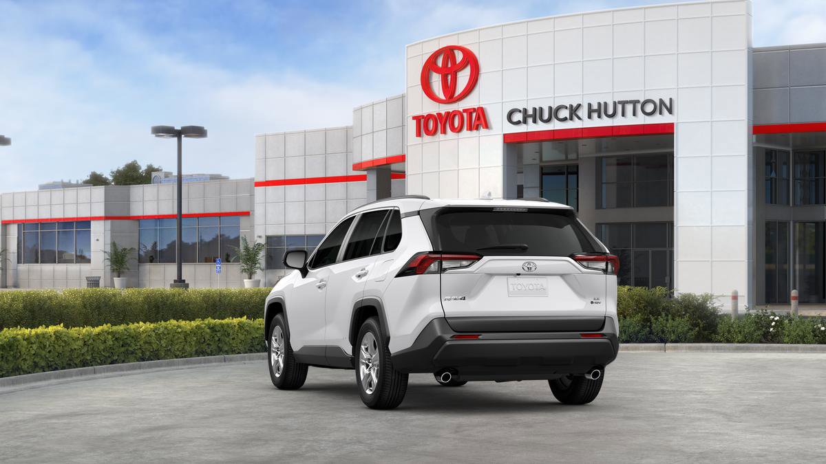 New 2025 Toyota RAV4 LE image 31