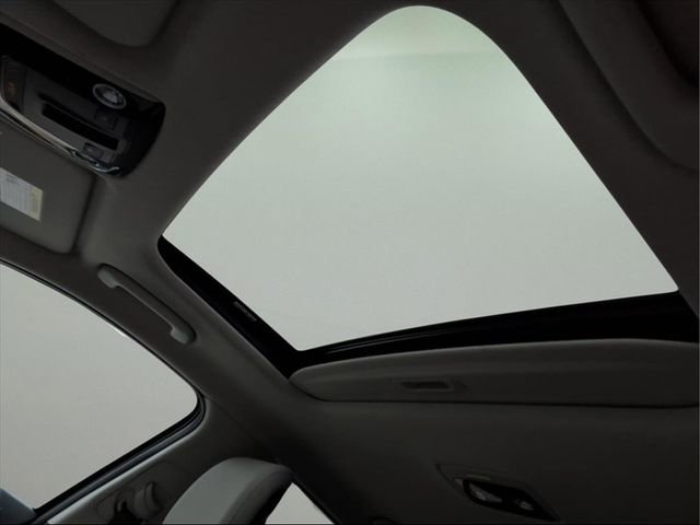 Used 2024 Kia Niro EX Touring image 14