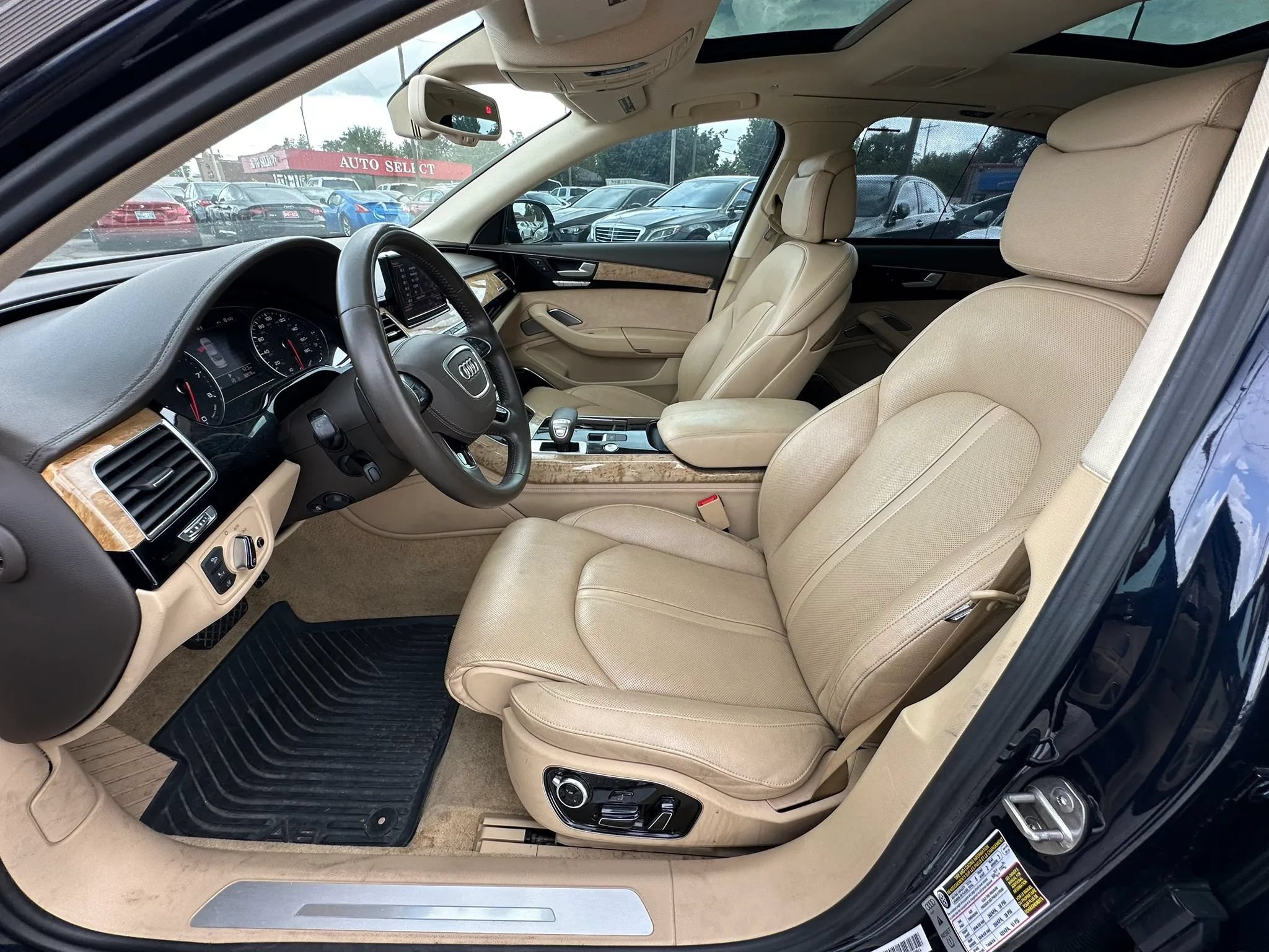 Used 2013 Audi A8 L 4.0T AWD/4WD image 10