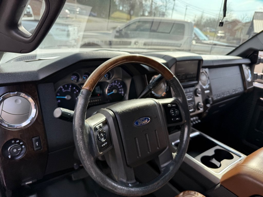 Used 2014 Ford F250 Platinum AWD/4WD image 40