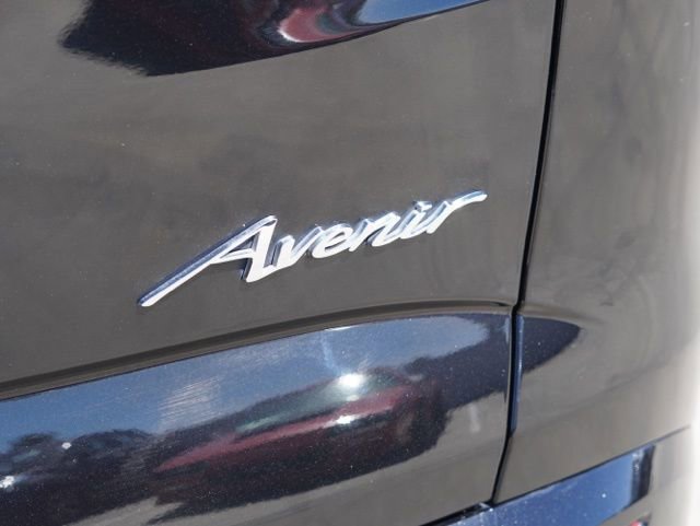 Used 2023 Buick Enclave Avenir w/ Avenir Technology Package FWD image 11