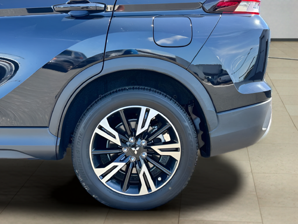 Used 2024 Mitsubishi Eclipse Cross SE AWD/4WD image 36
