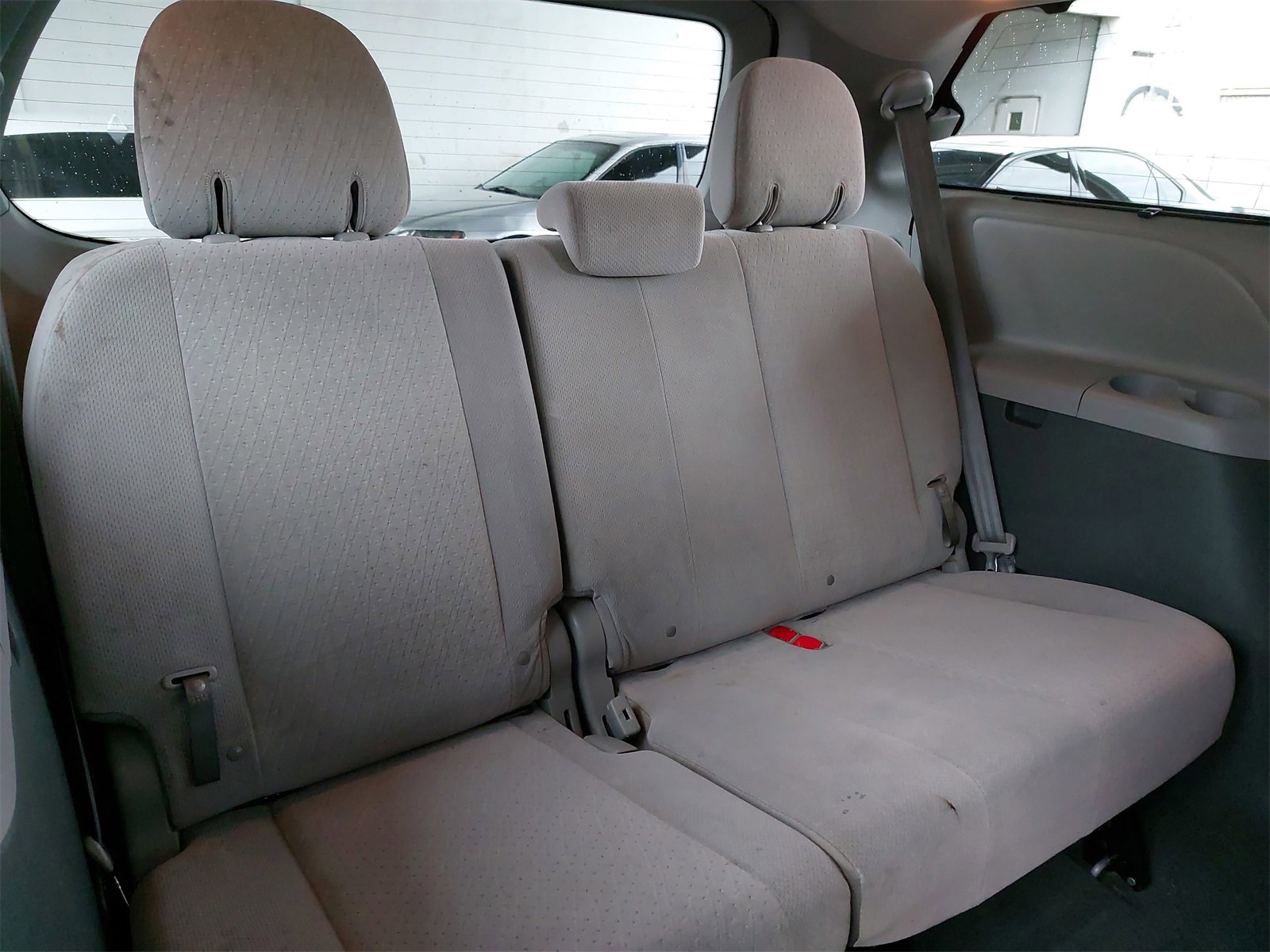 Used 2020 Toyota Sienna LE image 12