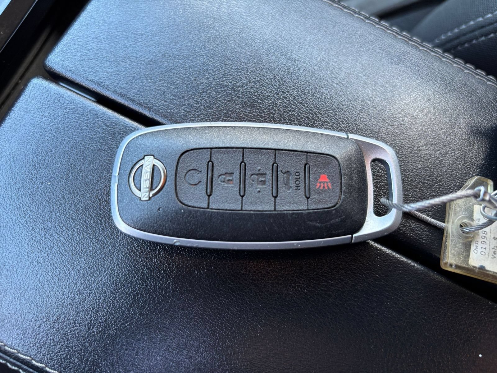 Used 2025 Nissan Rogue SV AWD/4WD image 26