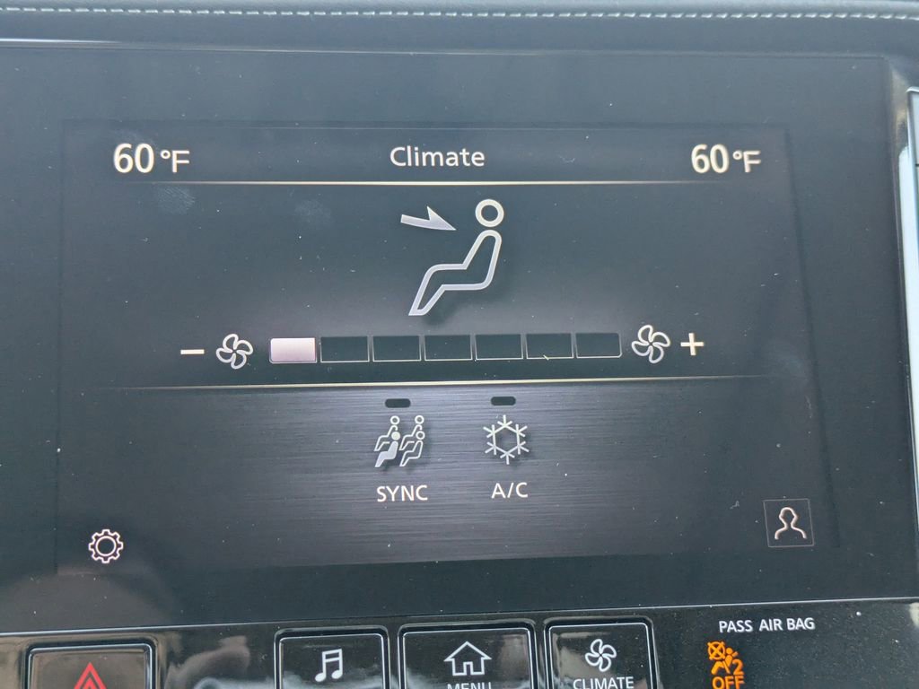 Certified 2025 INFINITI QX50 Luxe image 23