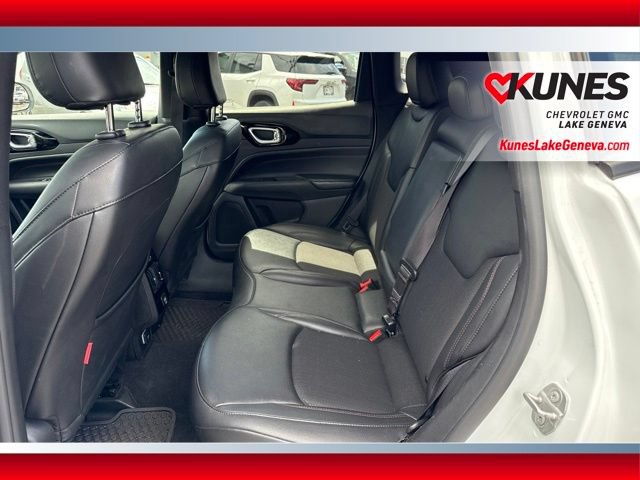Used 2025 Jeep Compass Trailhawk AWD/4WD image 15