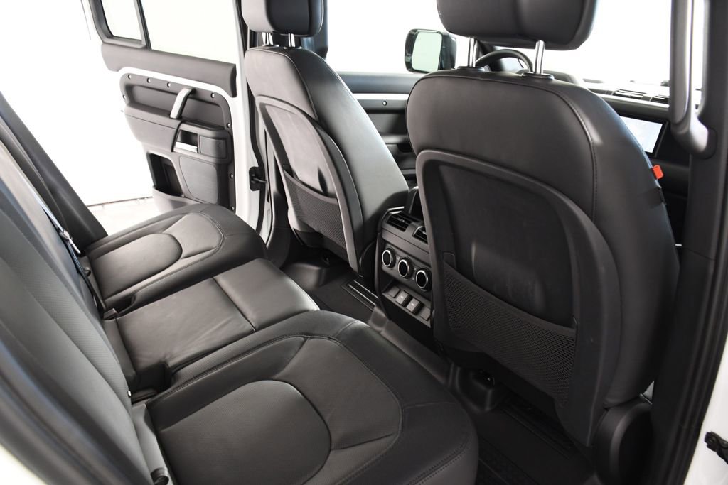 Used 2024 Land Rover Defender 110 X-Dynamic SE image 22
