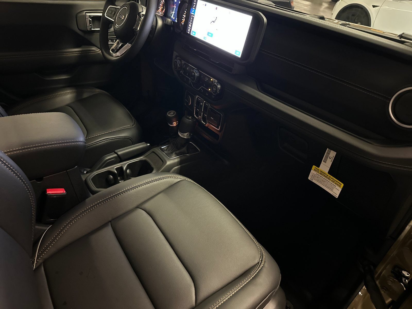 New 2026 Jeep Wrangler Unlimited Sahara AWD/4WD image 15