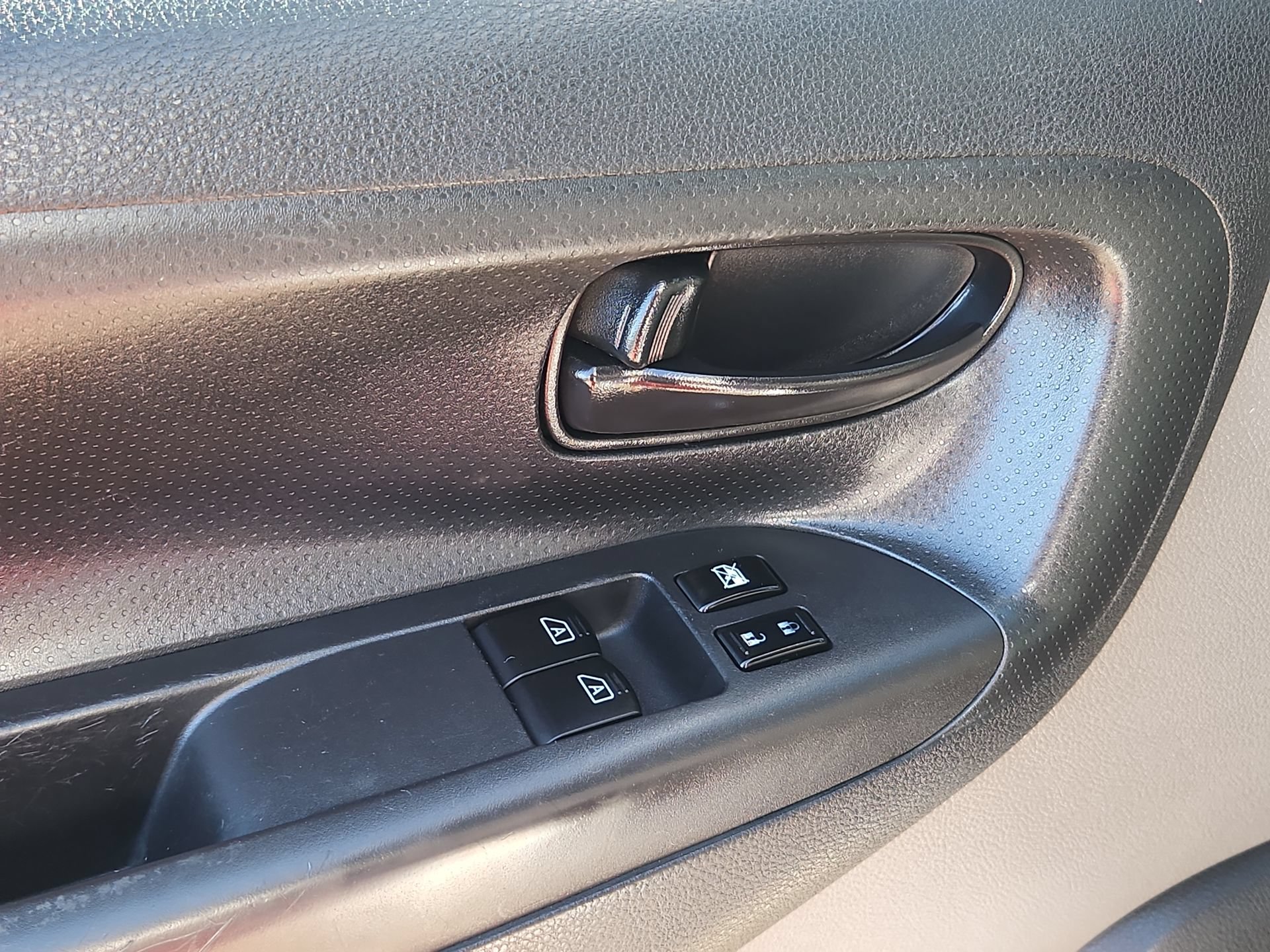 Used 2019 Nissan NV200 S FWD image 15