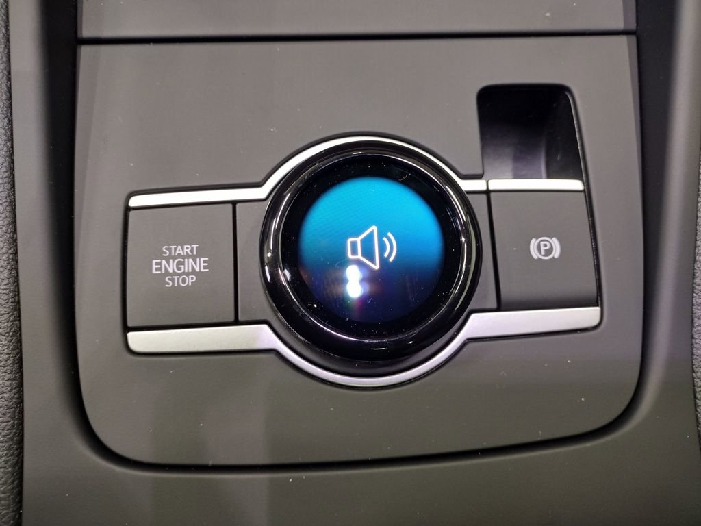 New 2026 Volkswagen Tiguan SE image 32