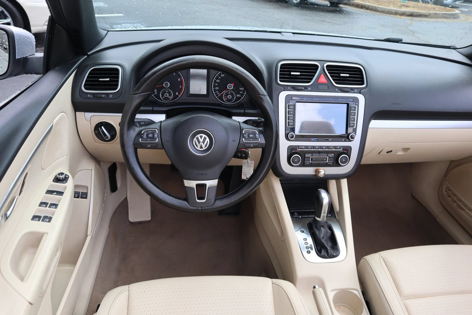 Used 2012 Volkswagen Eos Komfort FWD image 14