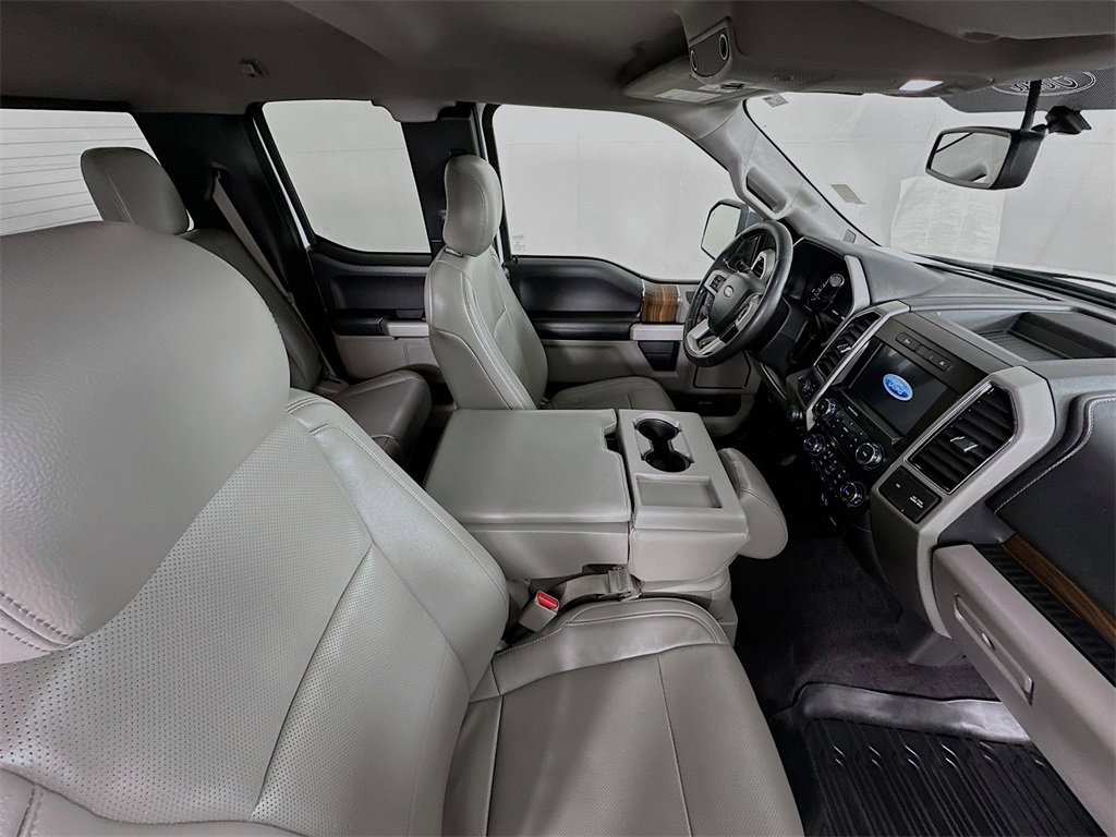 Used 2017 Ford F150 Lariat image 26
