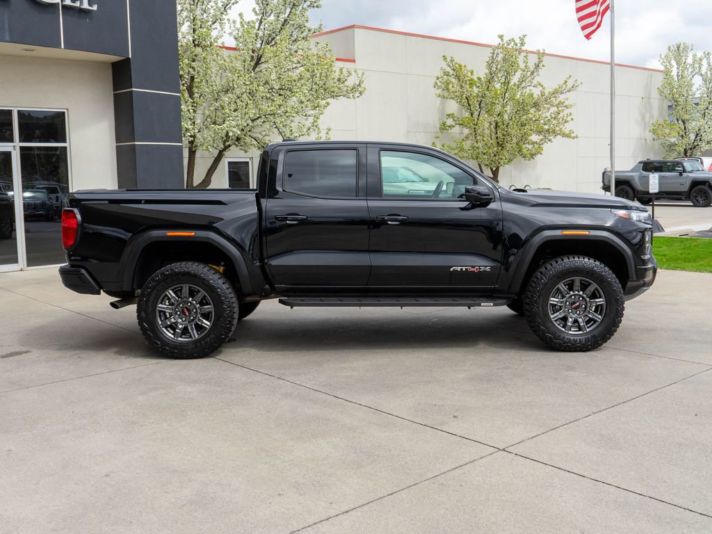 Used 2024 GMC Canyon AT4X AWD/4WD image 8