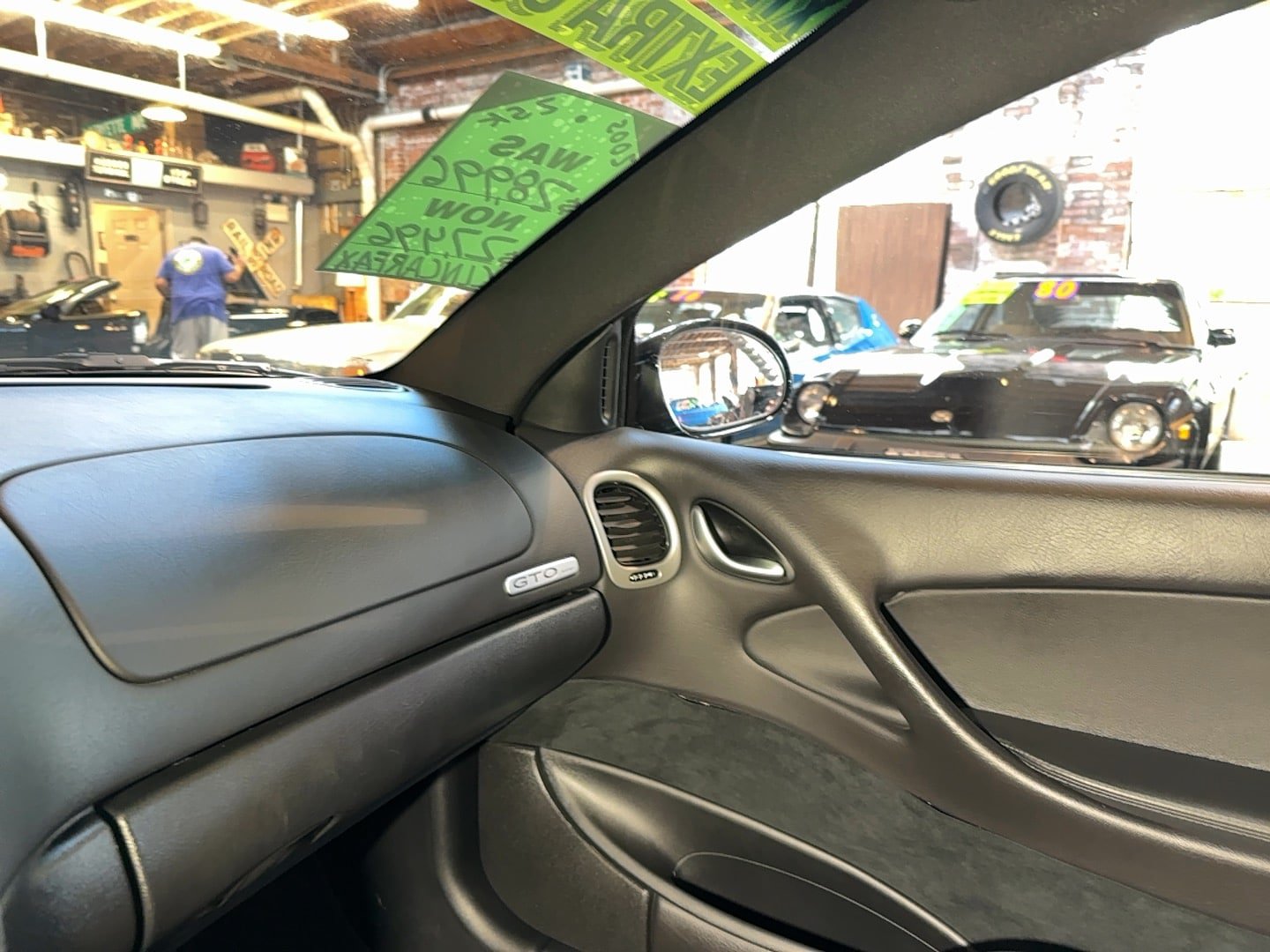 Used 2005 Pontiac GTO RWD image 39