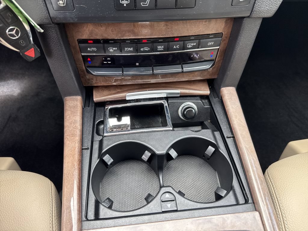 Used 2011 Mercedes-Benz E 350 Sedan image 26