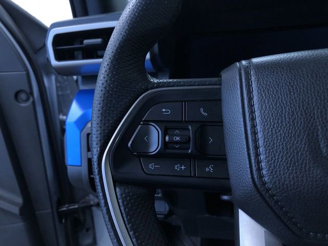 Certified 2025 Toyota Tacoma TRD Off-Road AWD/4WD image 17