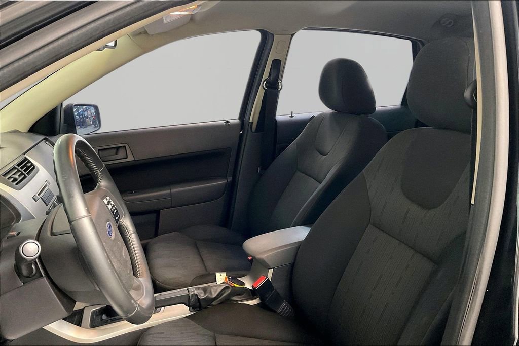 Used 2008 Ford Focus SE FWD image 22