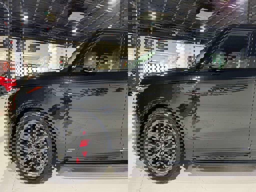 Used 2024 Land Rover Range Rover Sport Autobiography image 52