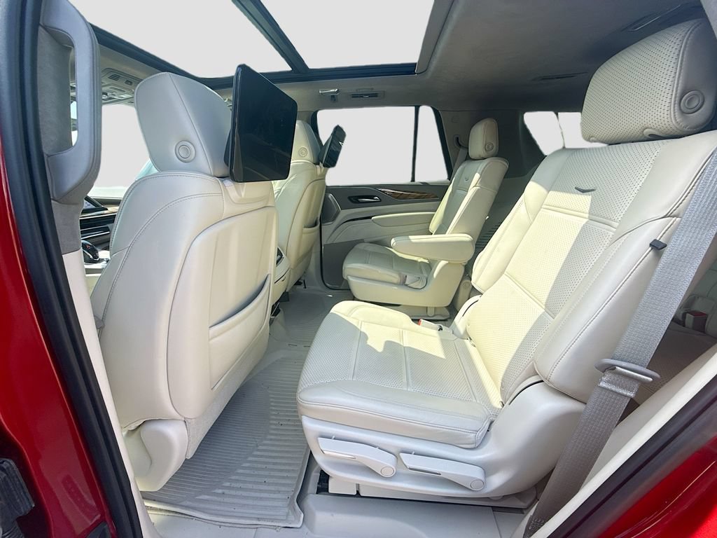 Used 2021 Cadillac Escalade Sport Platinum AWD/4WD image 26