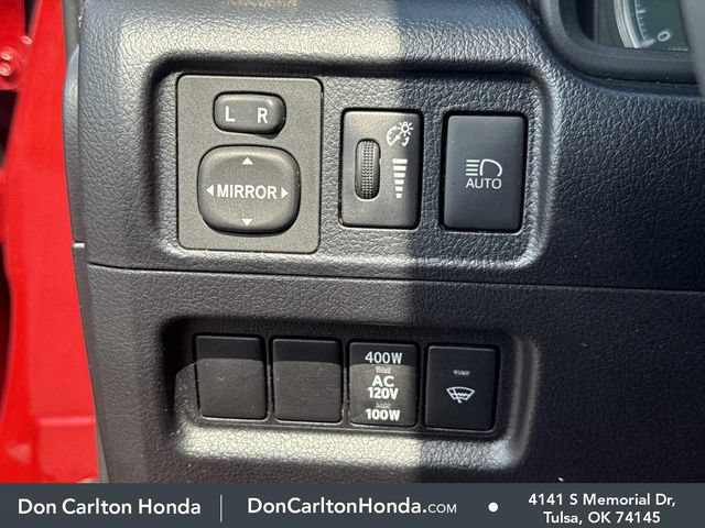 Used 2022 Toyota 4Runner TRD Sport AWD/4WD image 23