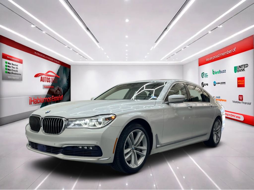 Used 2016 BMW 750i xDrive image 4