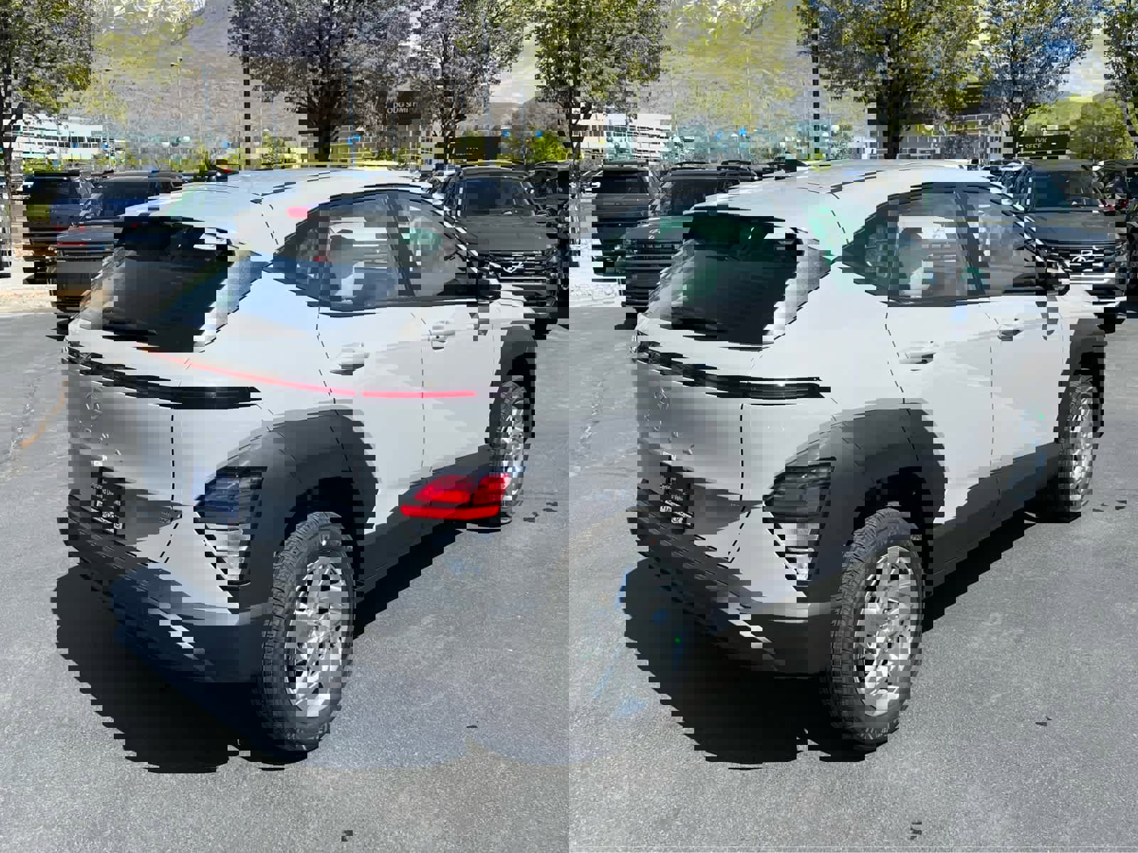 Certified 2026 Hyundai Kona SE image 7