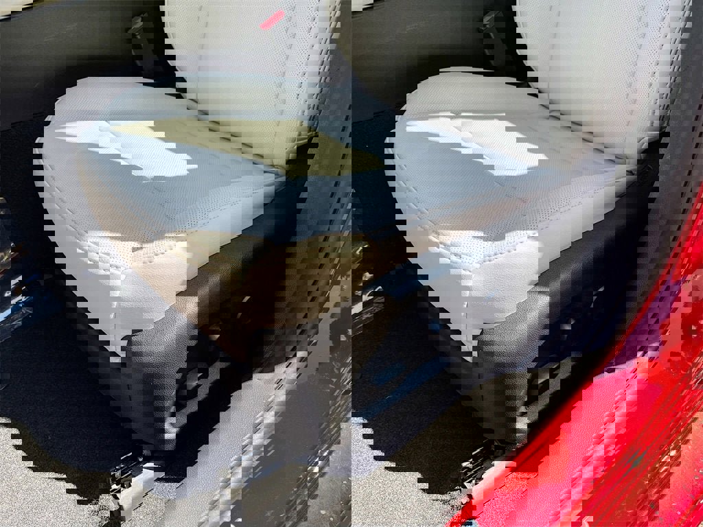 New 2025 Cadillac CT4 Premium Luxury image 19