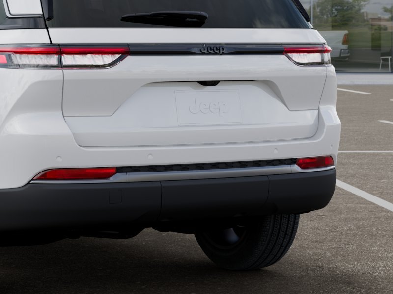 New 2027 Jeep Grand Cherokee Limited w/ Limited Altitude Package RWD image 14