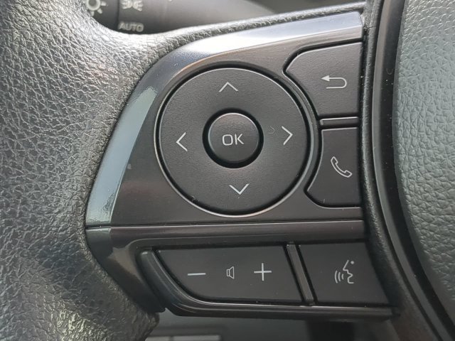 Used 2024 Toyota Corolla LE w/ LE Convenience Package FWD image 24